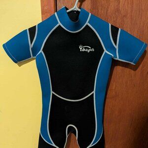 Yikayin Kids Shorty Wetsuit. Boys, Large.